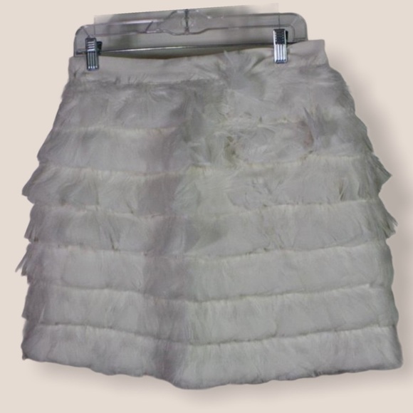 NWT Designer Women’s Club Monoco White Feather Ruffle Skirt Original $119 - Picture 7 of 16